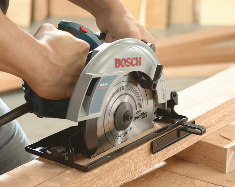 Máy cưa đĩa Bosch GKS 190 cưa gỗ