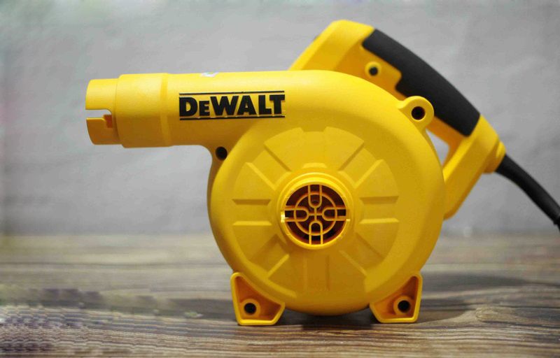 Máy thổi bụi Dewalt DWB6800-B1 