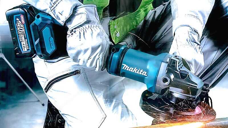 Makita GA037GZ05 40V Max công suất lớn, dành cho công việc nặng