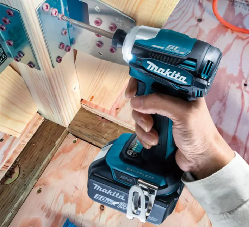 Makita DTD172RTE có lực siết mạnh mẽ