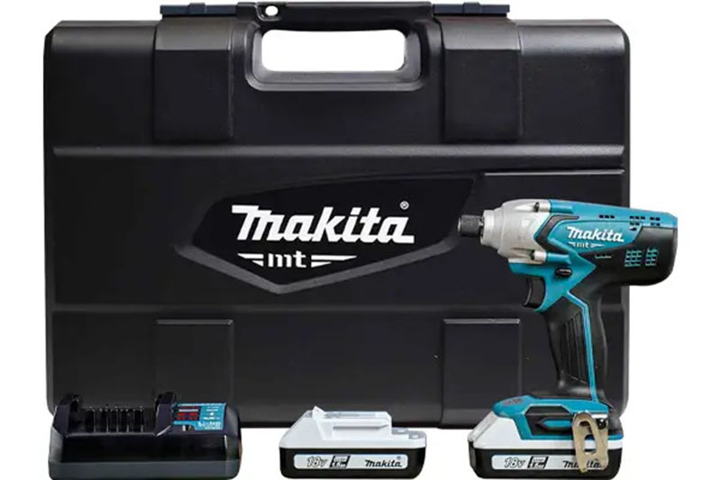 Bộ sản phẩm Makita M6901D001