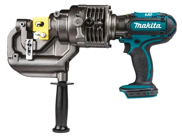 Máy đột lỗ thủy lực dùng pin 18V Makita DPP200ZK