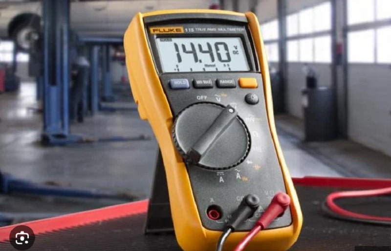 Fluke 115 đo điện chính xác True RMS, đa tính năng