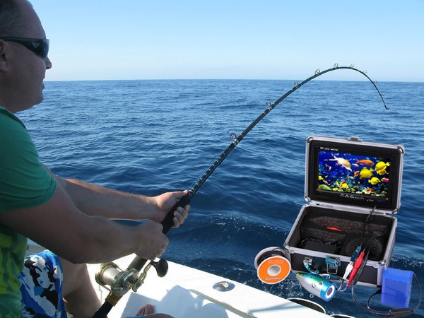Camera câu cá CR110-7L quan sát dưới nước rõ nét