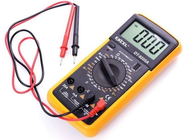 Que đo đồng hồ vạn năng được dùng với thiết bị đo để kiểm tra điện