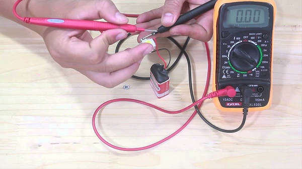 Cách sử dụng đồng hồ vạn năng đo dòng điện đơn giản