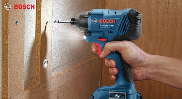 Máy bắn vít Trung Quốc đến từ hãng Bosch