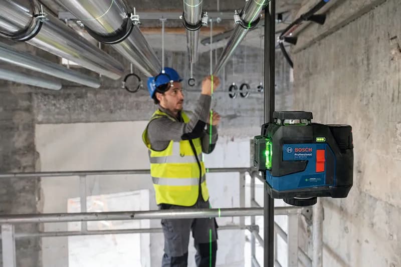 Bosch GLL 90-33 XG cho phạm vi làm việc lên tới 90m