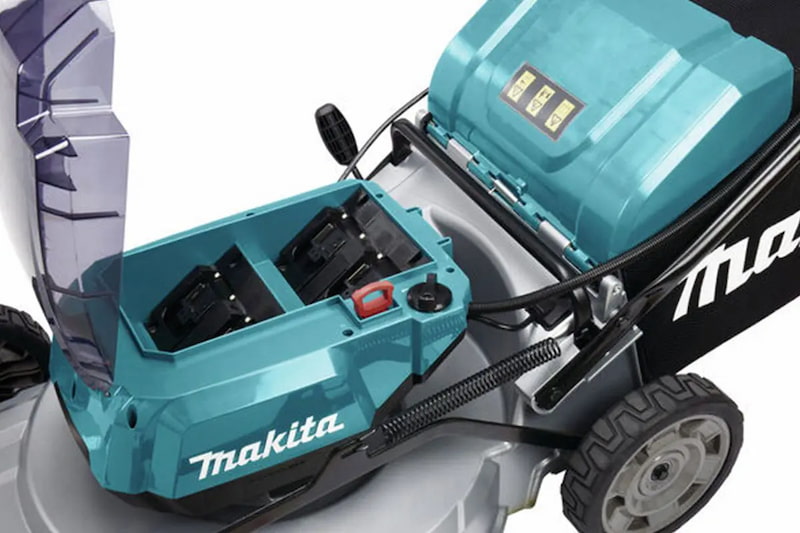 Makita DLM533Z có công suất lớn