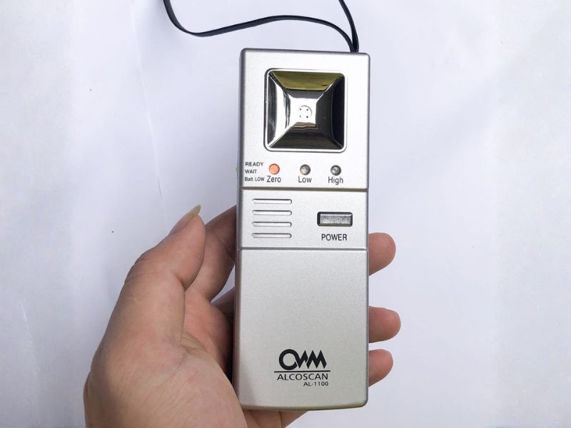 Máy đo nồng độ cồn trong hơi thở Sentech AL1100