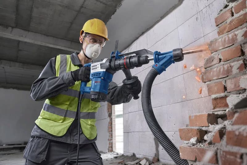 Bosch GSH 5MX được ứng dụng hiệu quả trong các công việc phá dỡ bê tông