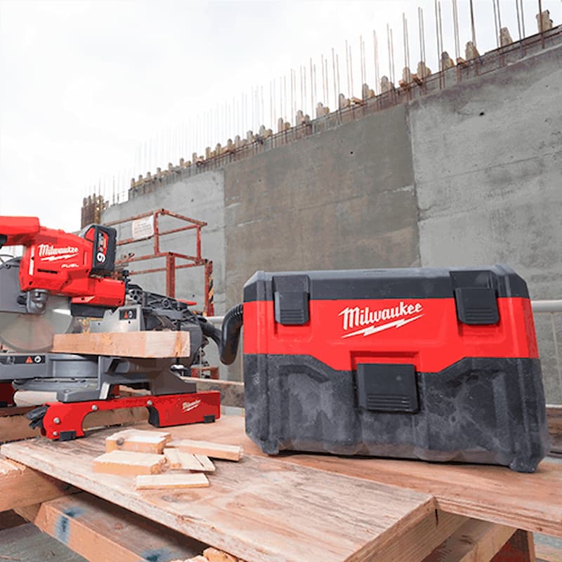 Máy hút bụi Milwaukee M18 VC-2-0 (bare) được sử dụng tại các công trình