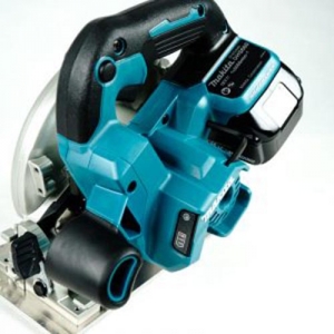 Makita-DHS661RFJ-1