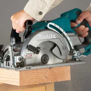 Makita-RS001GZ-2