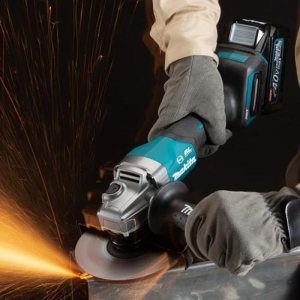 Makita-GA037GZ05-2