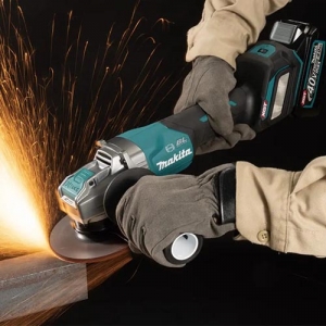 Makita-GA042GZ-1