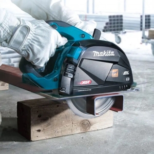 Makita-CS002GZ01-2