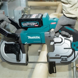 Makita-PB002GZ-1