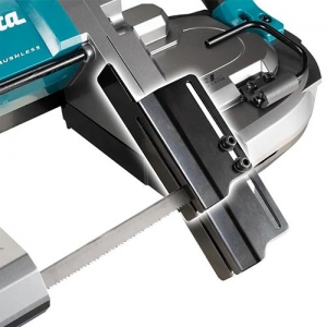 Makita-PB002GZ-2