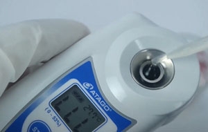 Hướng dẫn cách sử dụng máy đo độ ngọt Brix chi tiết