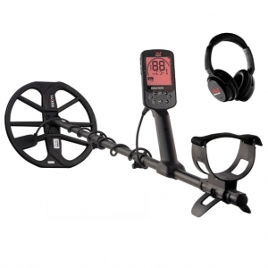 Máy dò kim loại dưới lòng đất Minelab Equinox 700