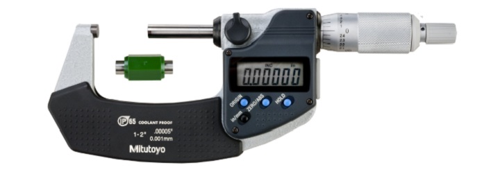anme đo ngoài điện tử Mitutoyo 293-331-30 hoạt động ổn định, kết quả hiển thị trên màn hình LCD