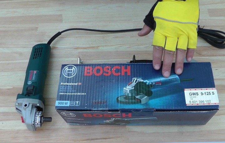 Máy mài góc Bosch GWS 900-125 S có tem chống hàng giả