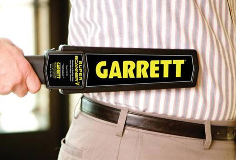 Tay dò kim loại Garrett Super Scanner V