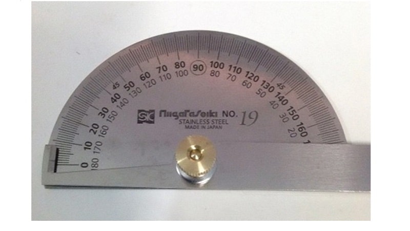 Thước đo góc bán nguyệt Niigata PRT-19 được làm inox cao cấp có độ cứng cao, không bị mài mòn và gỉ sét sau thời gian dài sử dụng.